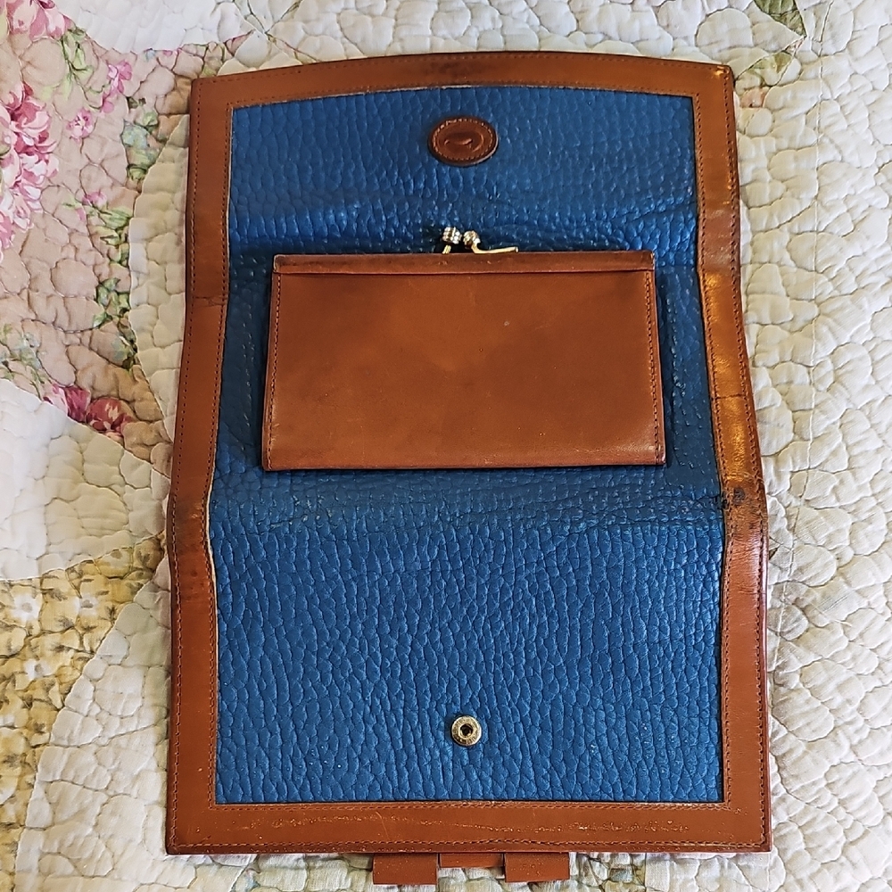 Vintage Dooney & Bourke AWL French Blue Wallet - Picture 4 of 13
